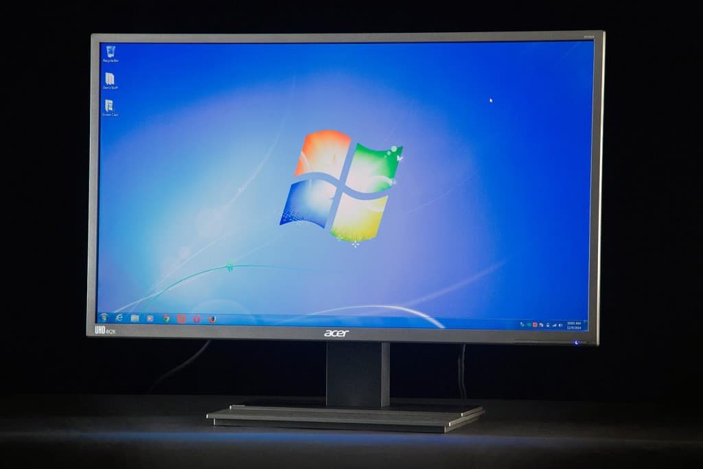 Acer-B326HK-4K-monitor-windows