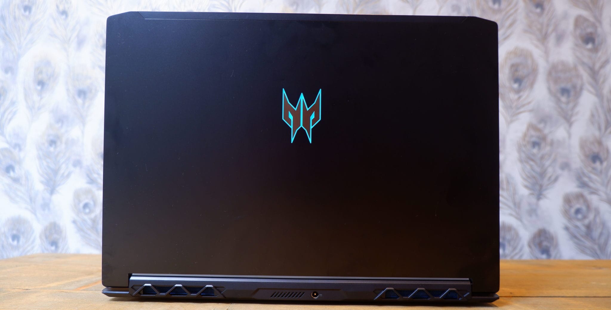 Acer Predator Triton 300 Review – An affordable RTX 2070 gaming laptop ...