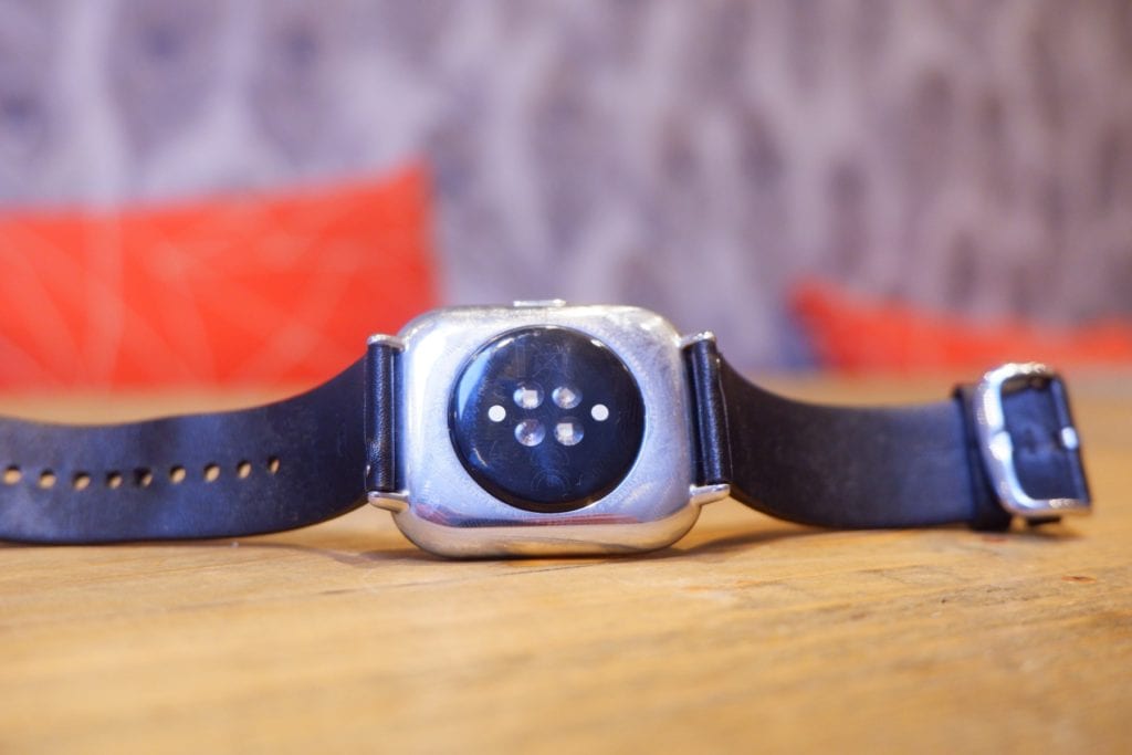 Zepp E Square Watch Review – Less features & more expensive vs Amazfit GTS 5