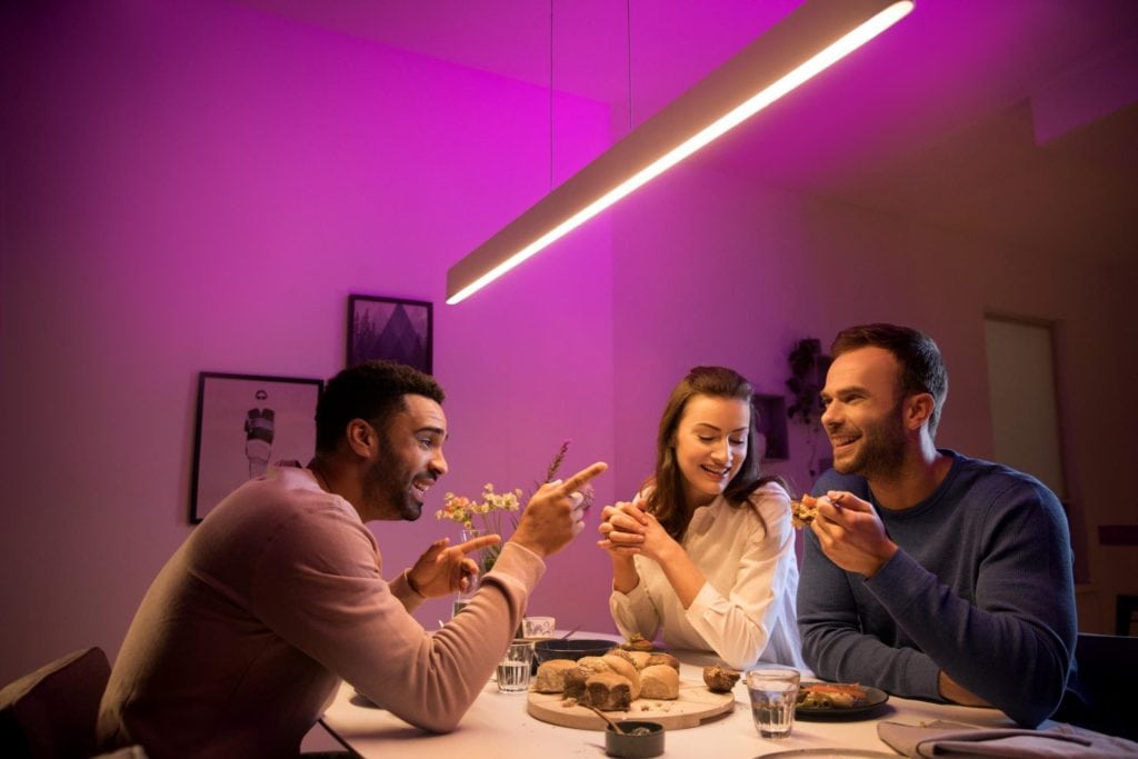 Philips Hue Play gradient gives TV’s & console gamers some addressable RGB + new Hue bulbs 2