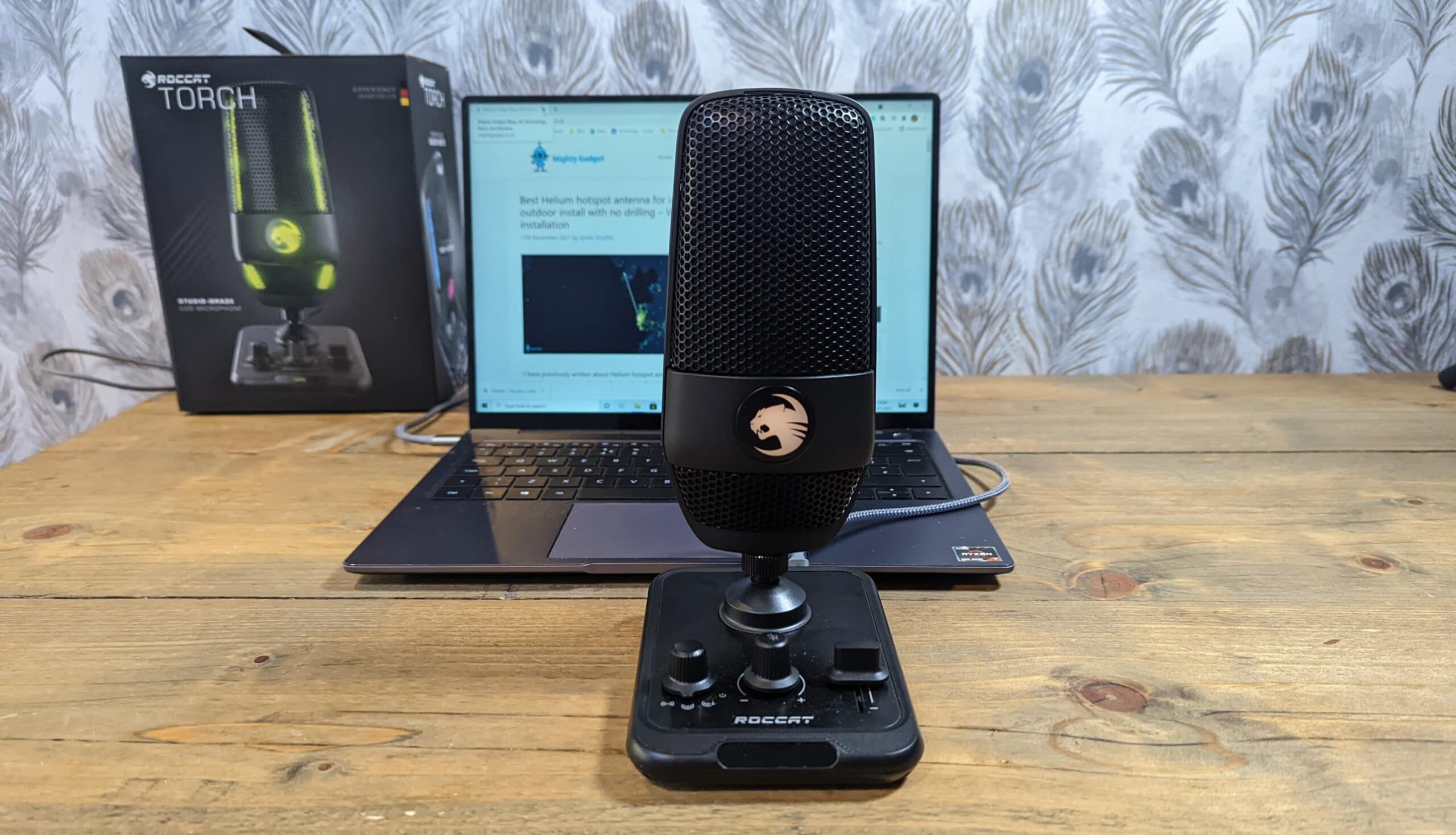 Roccat Torch USB Microphone Review scaled