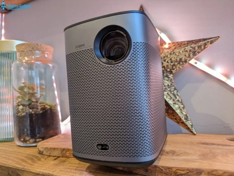 XGIMI Halo＋ ジャンク品 XGIMI Haloモバイルプロジェクター ジャンク品 三脚付き