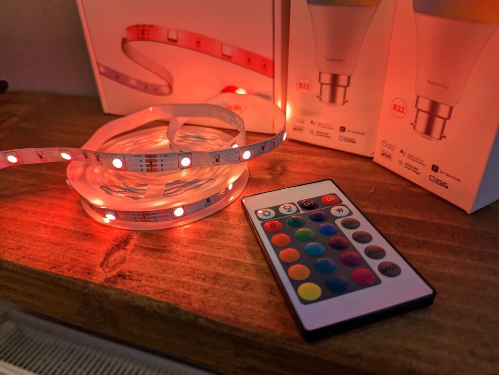 SwitchBot LED Strip Light Red Lights SwitchBot LED Strip Light Red Lights