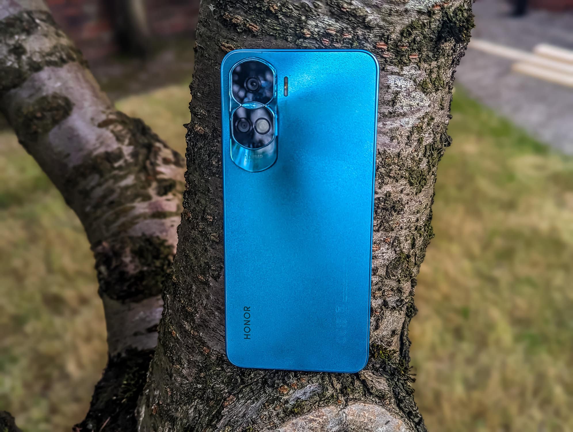Honor 90 Lite Review Product Shot rear of phone