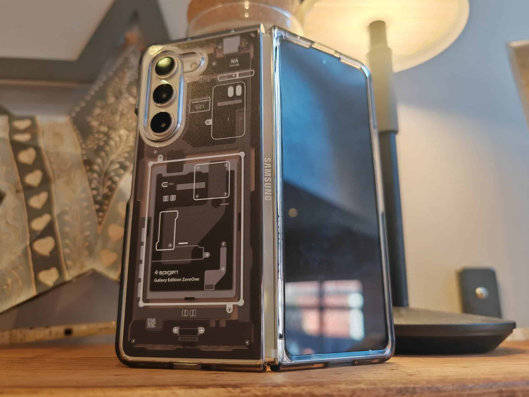 Spigen Ultra Hybrid Zero One Case For Galaxy Z Fold 5 Review scaled