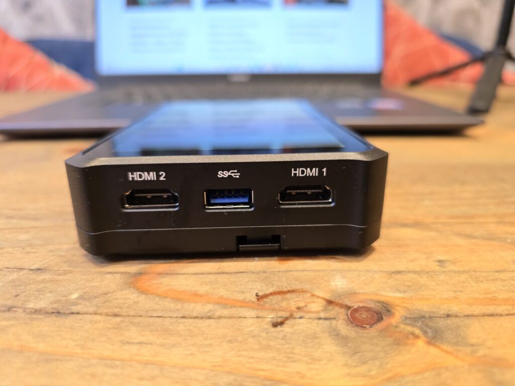 Obsbot Talent Design Ports USB and HDMI