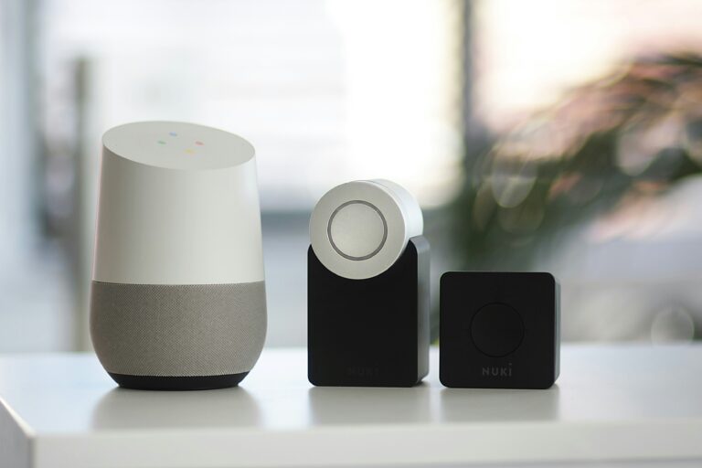 The Impact of AI on Smart Homes and Digital Creativity