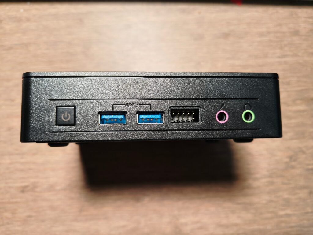 GEEKOM Mini Air12 Lite Front Ports GEEKOM Mini Air12 Lite Front Ports