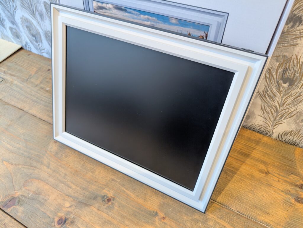 Pix Star LUX 17 Digital Photo Frame Review 3 Pix Star LUX 17 Digital Photo Frame Review 3