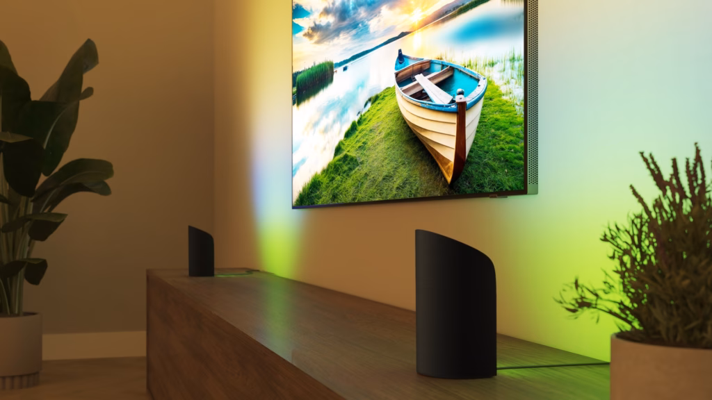 hue play wall washer architectural lateral black Large hue play wall washer architectural lateral black Large