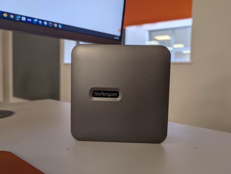 Startech Thunderbolt 5 Universal Docking Station Review Startech.com Thunderbolt 5 Universal Docking Station Review