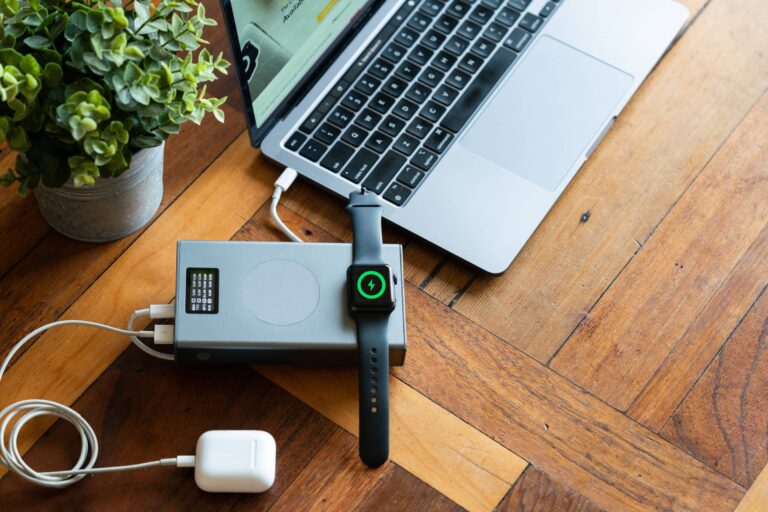 Chargeasap Flash Pro & Flash Pro Plus 25000 mAh 100W power delivery powerbank launched on Indiegogo – With 15W MagSafe & 190W total output