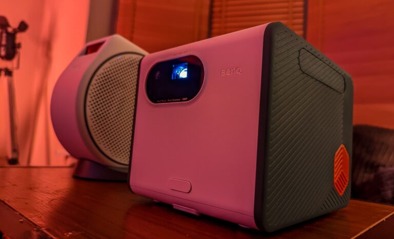 BenQ GS50 vs GV30 Projector Comparison Review – Design, Brightness, Video and Audio Quality