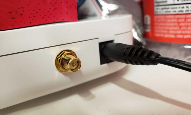 Helium Hotspot Antenna Upgrade Guide – 8dbi vs 5.8dbi vs 3dbi – Which cables & connectors to choose to reduce signal loss?