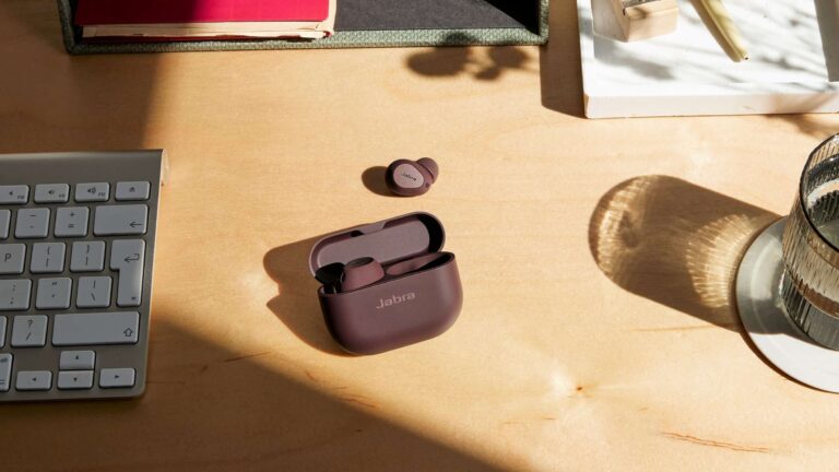 Jabra Announces Major Updates for Elite 8 Active and Elite 10 Wireless Earbuds at CES 2024