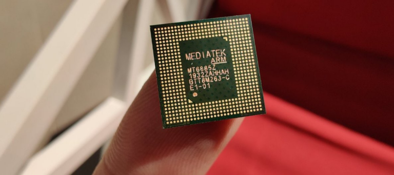 MediaTek Dimensity 1000 vs Huawei Kirin 990 5G vs Samsung Exynos 990 vs Qualcomm Snapdragon 865 Compared