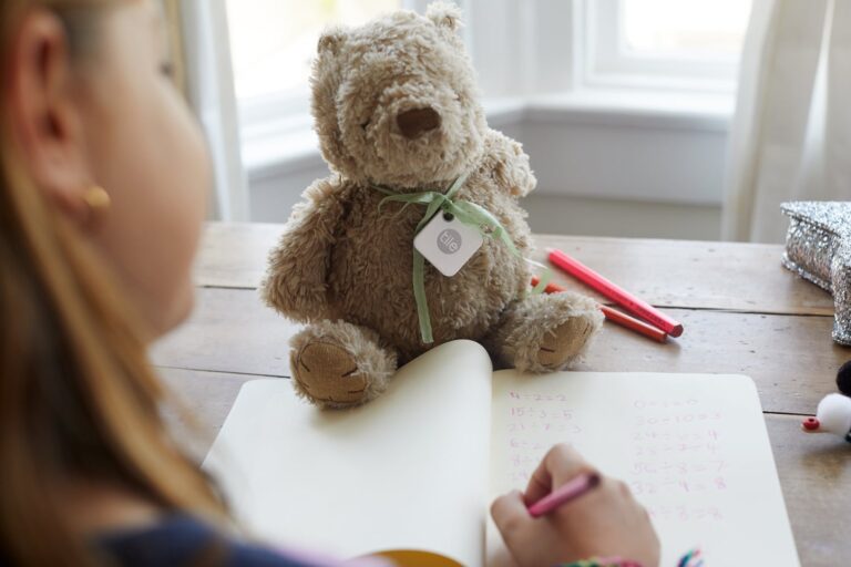 Tile Mate Bluetooth Tracker Review – 2019 Edition – Never lose your keys again.